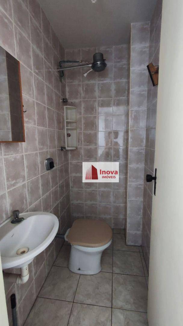 Apartamento para alugar com 3 quartos, 122m² - Foto 16