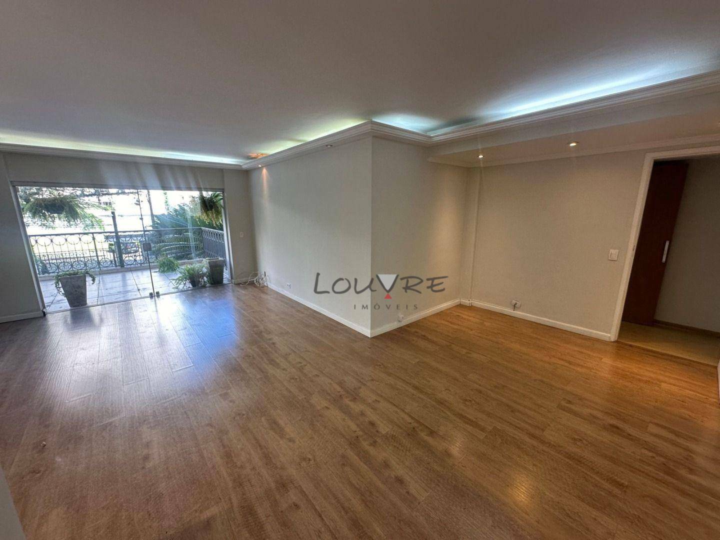 Apartamento para alugar com 3 quartos, 148m² - Foto 1