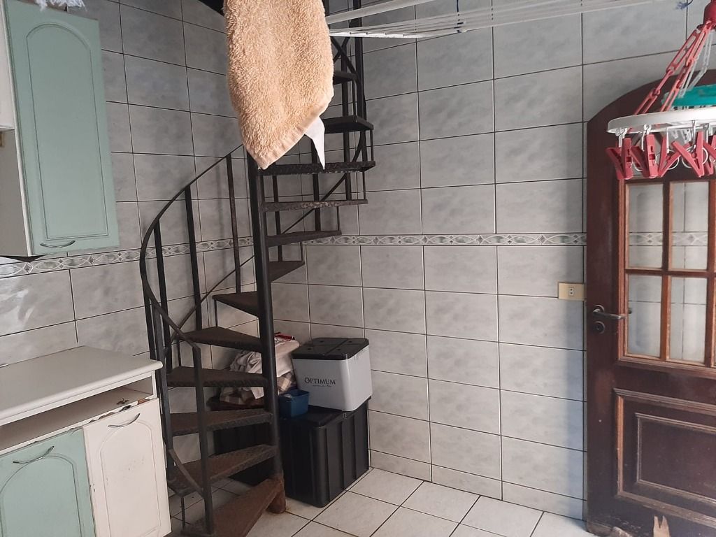 Sobrado à venda com 3 quartos, 240m² - Foto 12