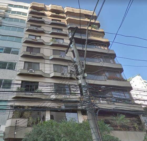 Apartamento à venda com 4 quartos, 200m² - Foto 4