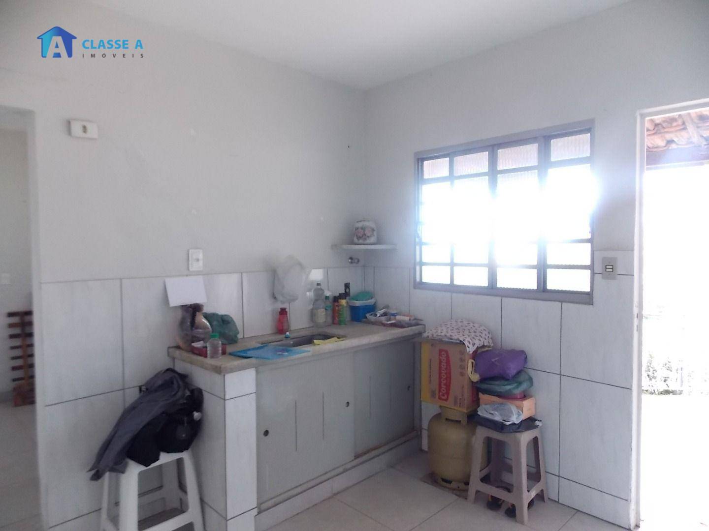 Casa à venda com 4 quartos, 200m² - Foto 14