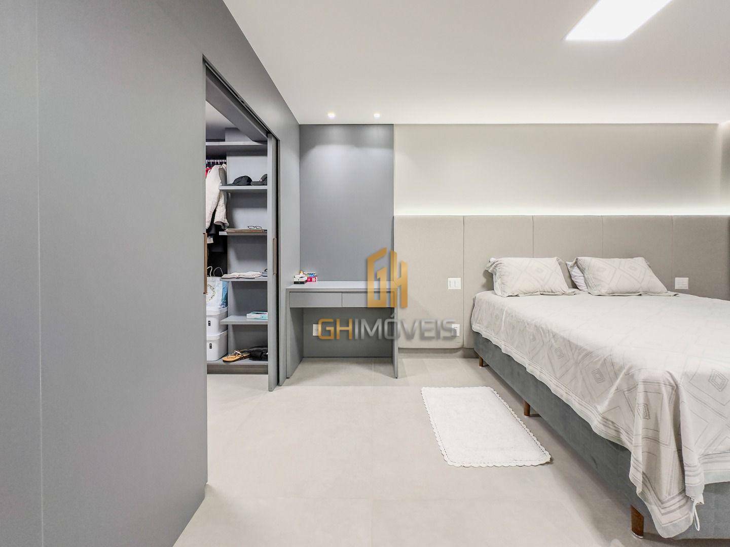 Apartamento à venda com 3 quartos, 137m² - Foto 31