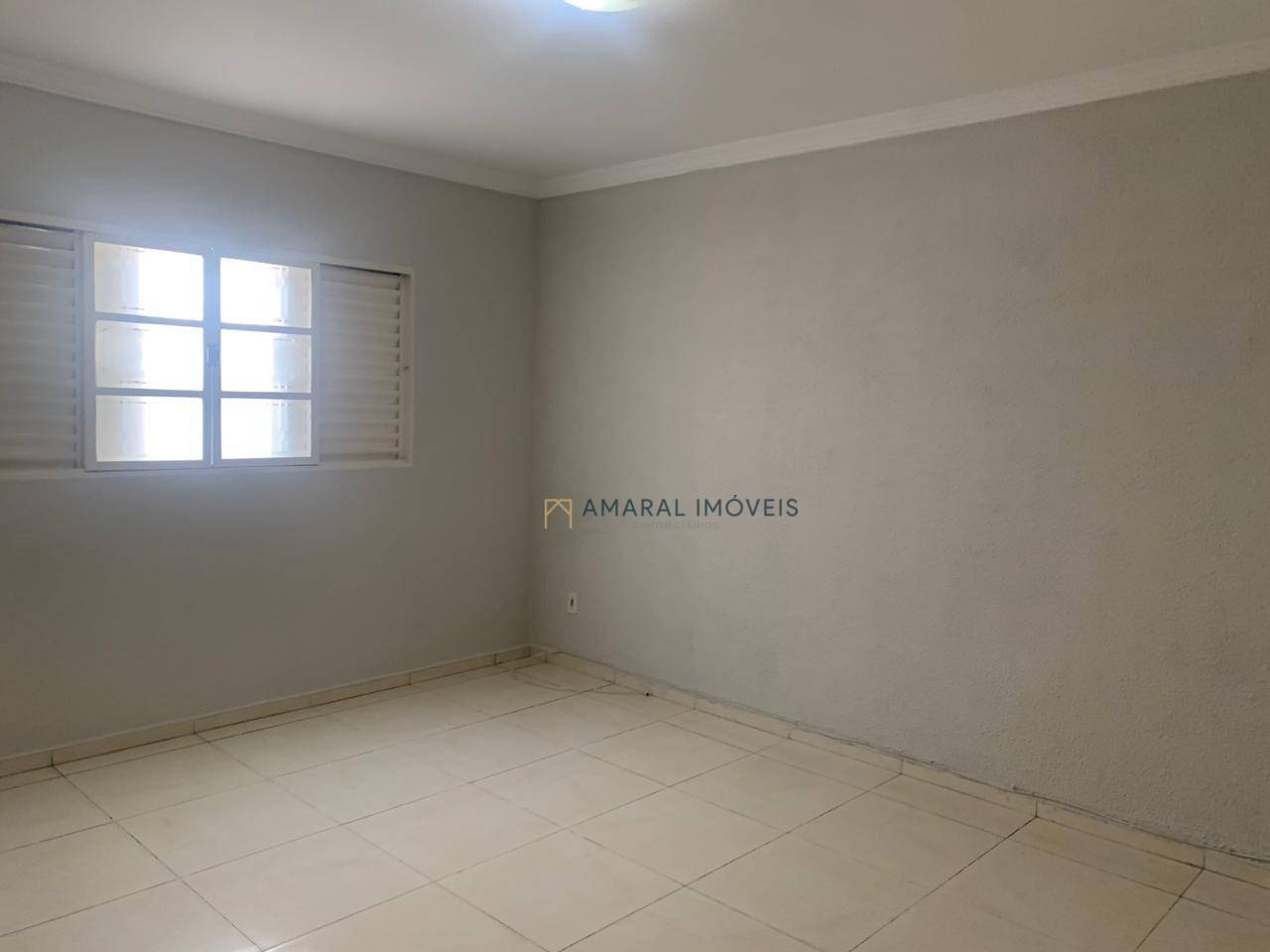 Casa à venda e aluguel com 2 quartos, 140m² - Foto 9