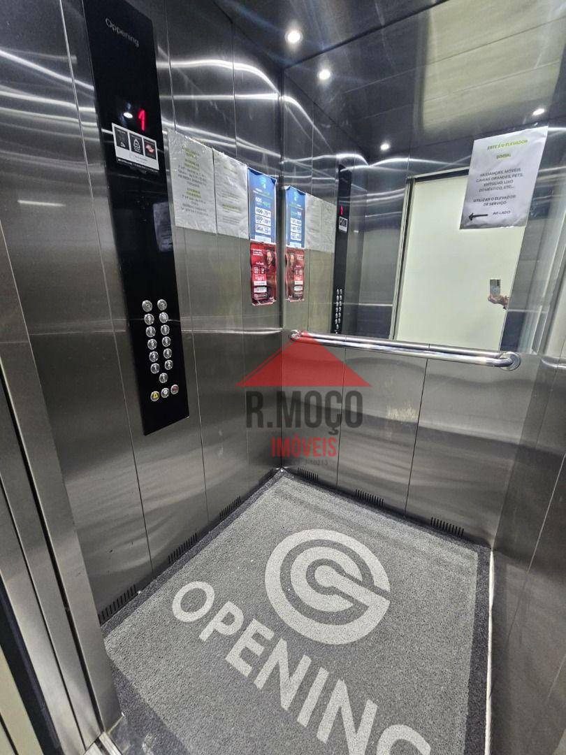 Apartamento para alugar com 2 quartos, 32m² - Foto 41