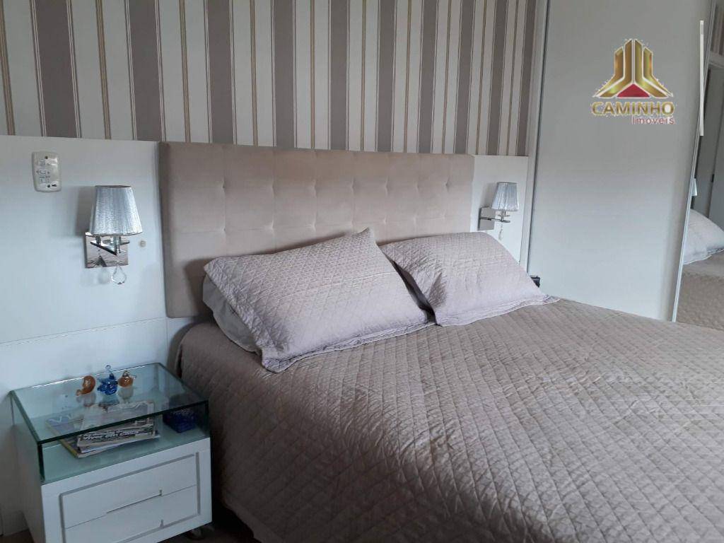 Apartamento à venda com 3 quartos, 141m² - Foto 13