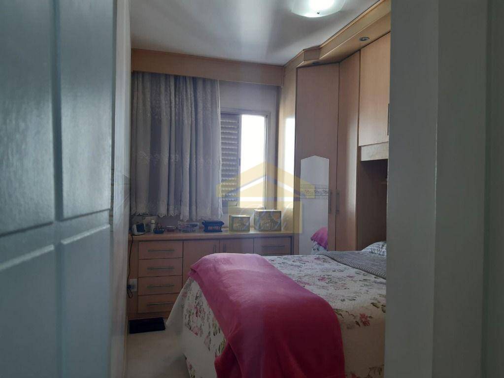 Apartamento à venda com 3 quartos, 80m² - Foto 19