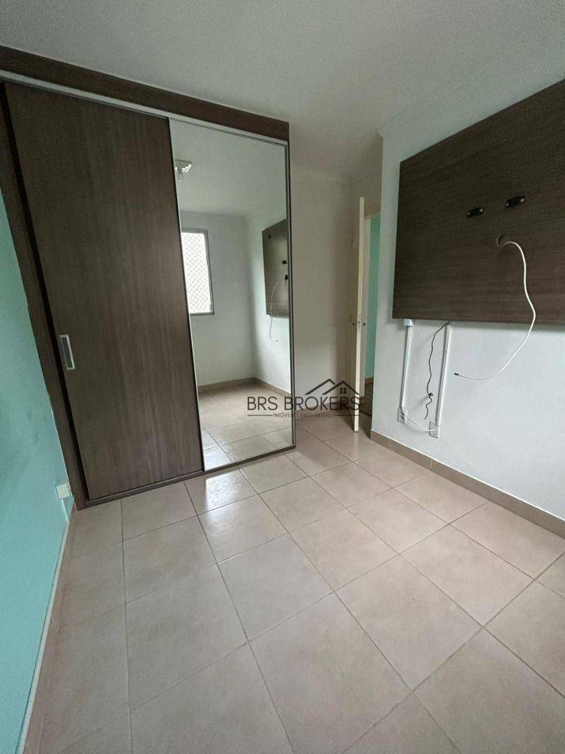 Apartamento à venda com 2 quartos, 45m² - Foto 13