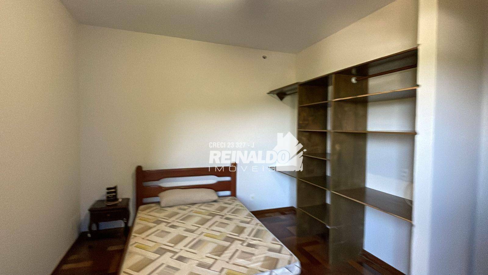 Casa de Condomínio à venda com 4 quartos, 420m² - Foto 37