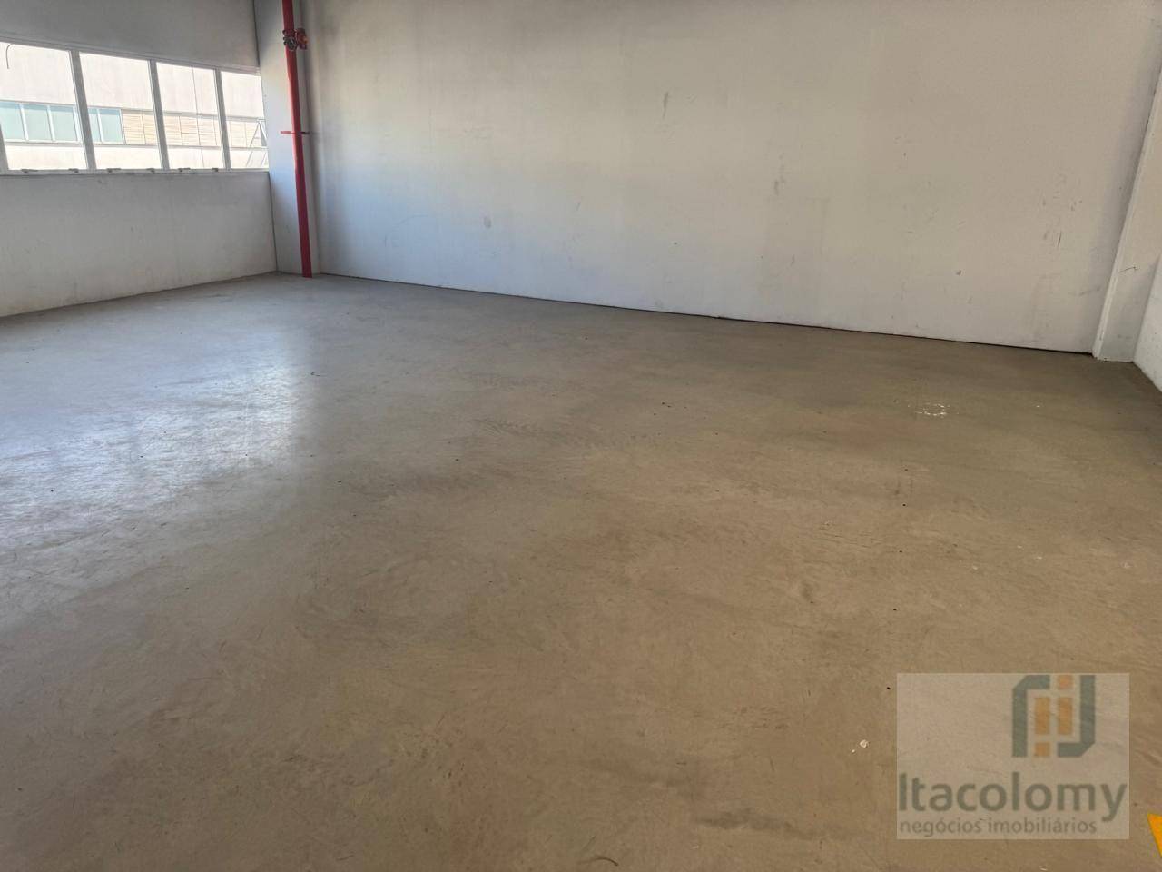 Depósito-Galpão-Armazém para alugar, 1100m² - Foto 21