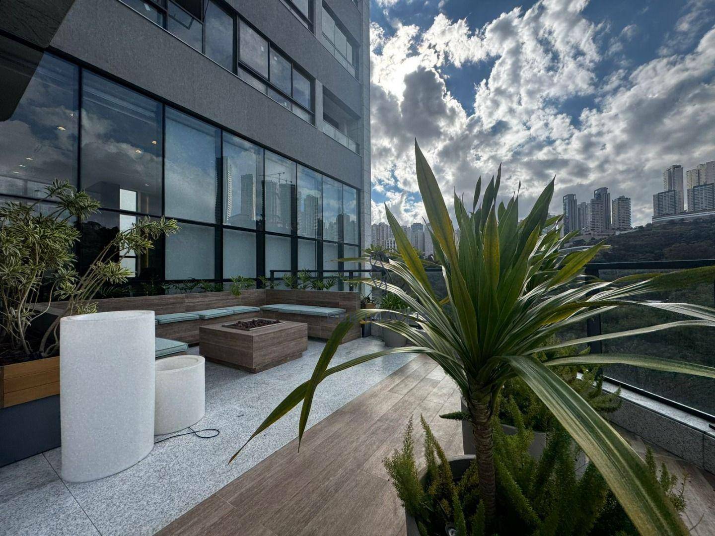 Apartamento à venda com 4 quartos, 186m² - Foto 19