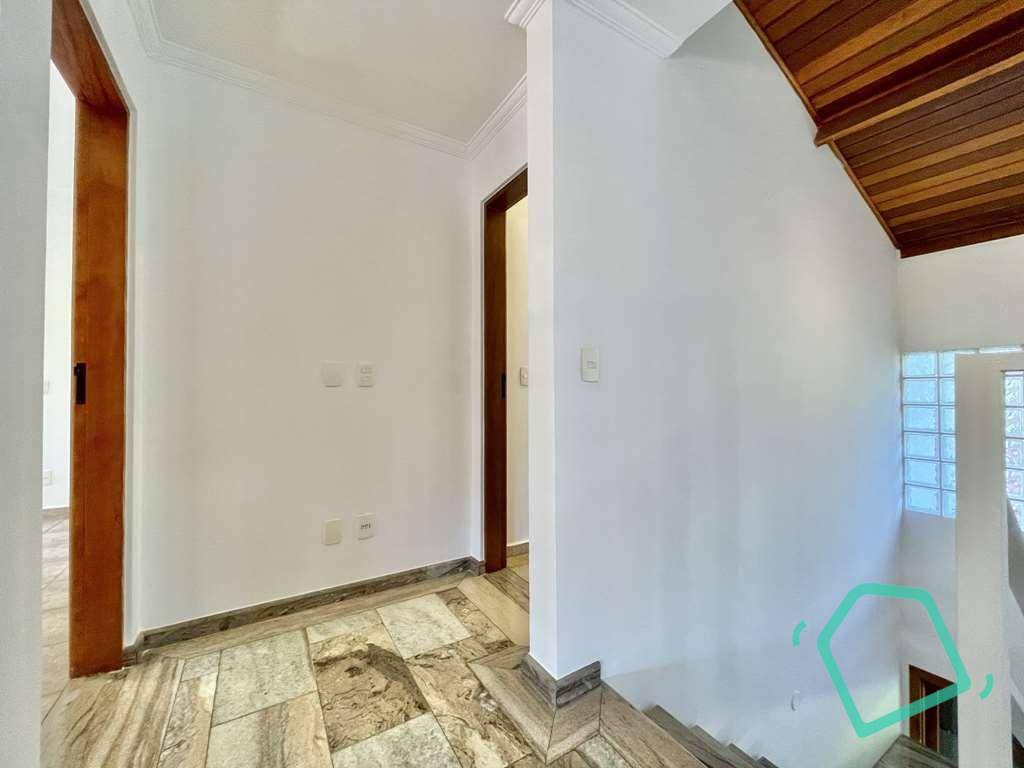 Casa de Condomínio à venda e aluguel com 5 quartos, 311m² - Foto 26