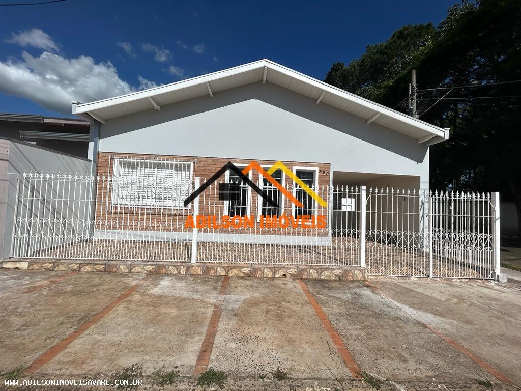 Casa à venda com 3 quartos, 116m² - Foto 2