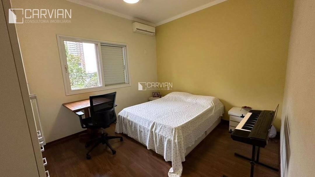 Casa de Condomínio à venda com 4 quartos, 380m² - Foto 50