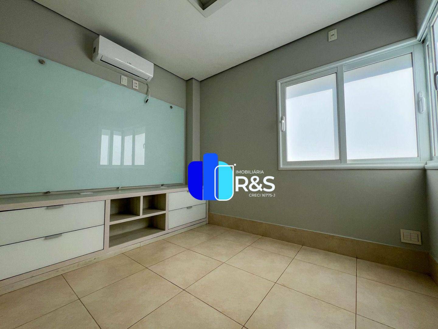 Casa de Condomínio à venda e aluguel com 4 quartos, 625m² - Foto 33