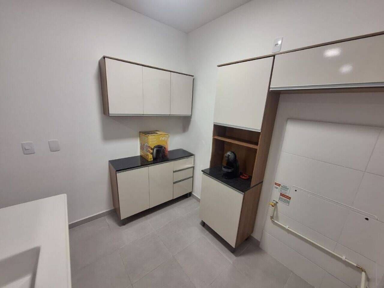 Apartamento à venda com 2 quartos, 68m² - Foto 2