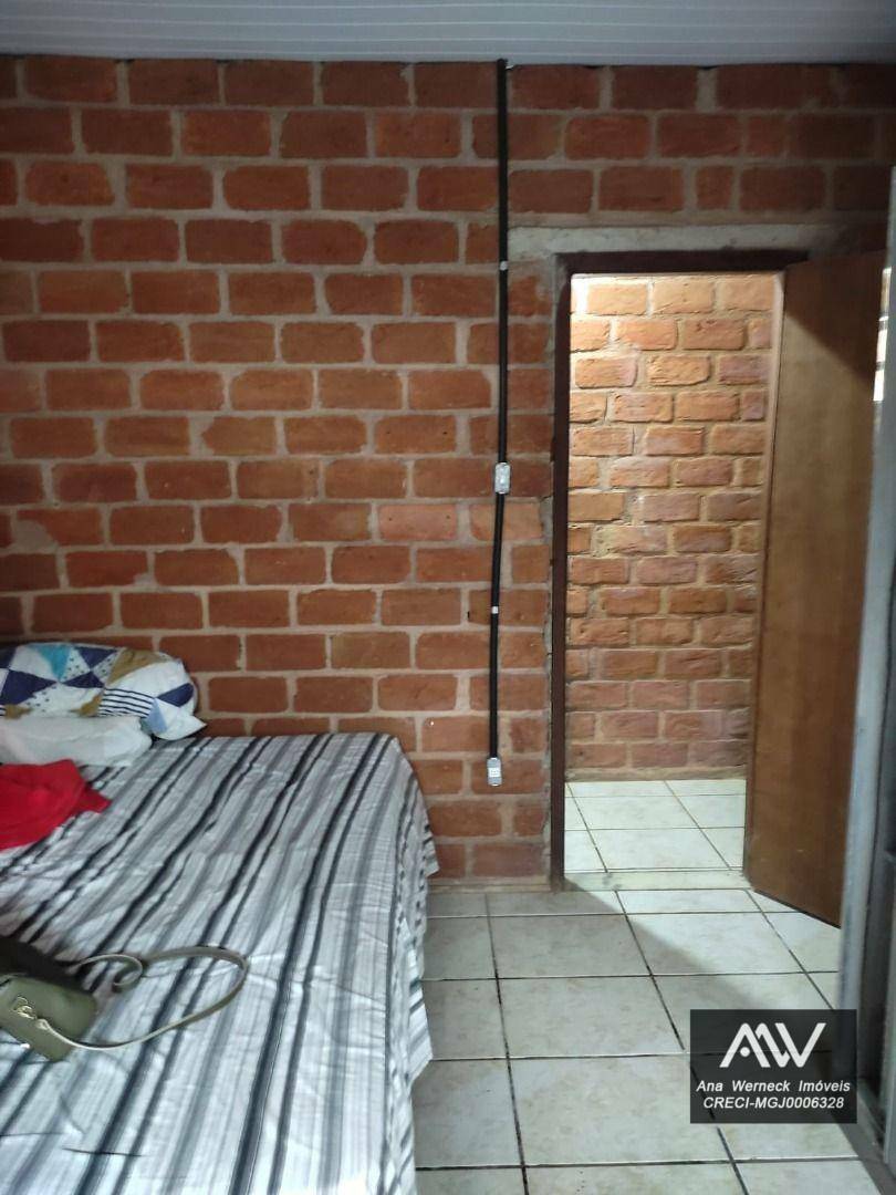 Chácara à venda com 2 quartos, 600M2 - Foto 14