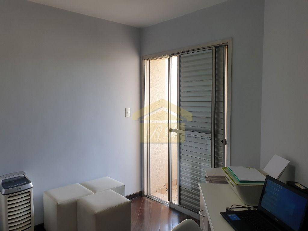 Apartamento à venda com 2 quartos, 67m² - Foto 13