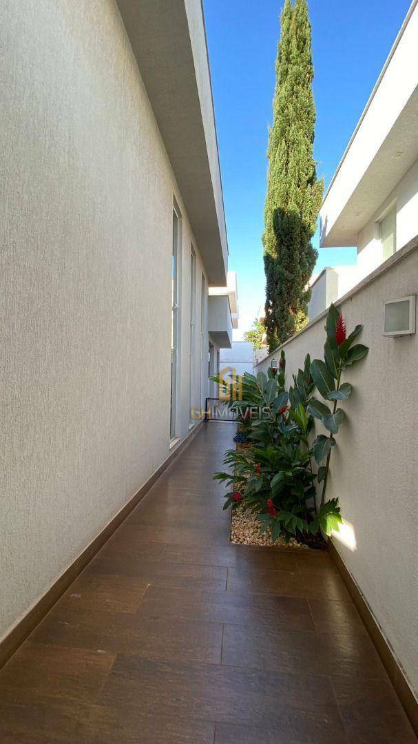 Casa de Condomínio à venda com 4 quartos, 193m² - Foto 3