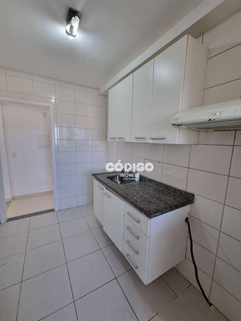 Apartamento para alugar com 2 quartos, 69m² - Foto 2