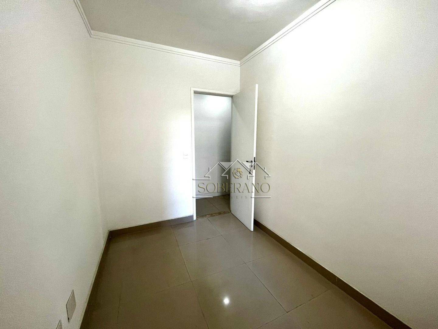 Apartamento à venda com 3 quartos, 80m² - Foto 18