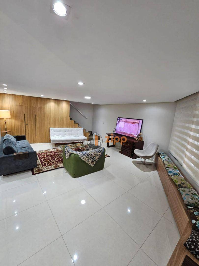 Sobrado à venda com 4 quartos, 210m² - Foto 2