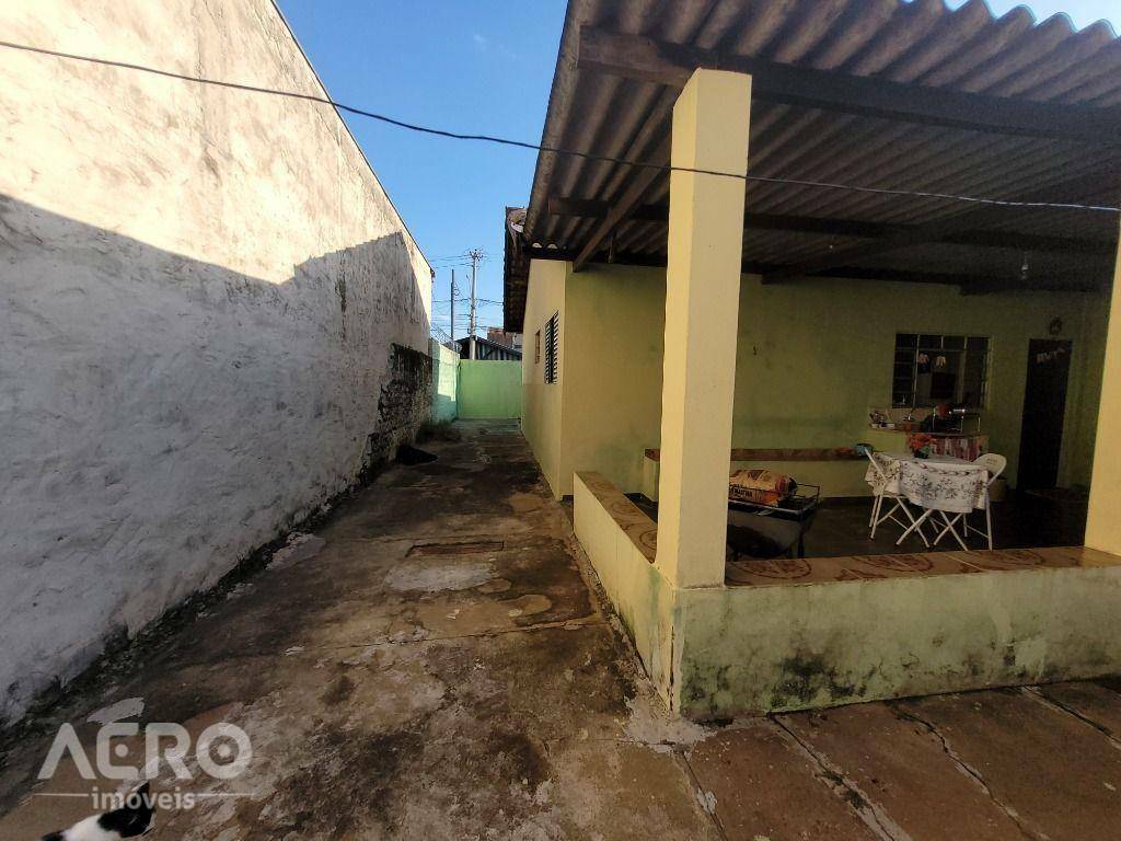 Casa à venda com 2 quartos, 103m² - Foto 22