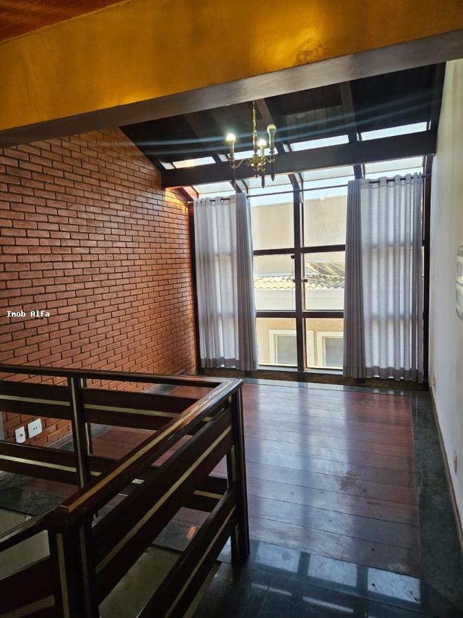 Casa de Condomínio à venda com 4 quartos, 300m² - Foto 22