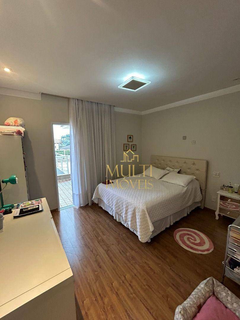 Sobrado à venda com 4 quartos, 670m² - Foto 17