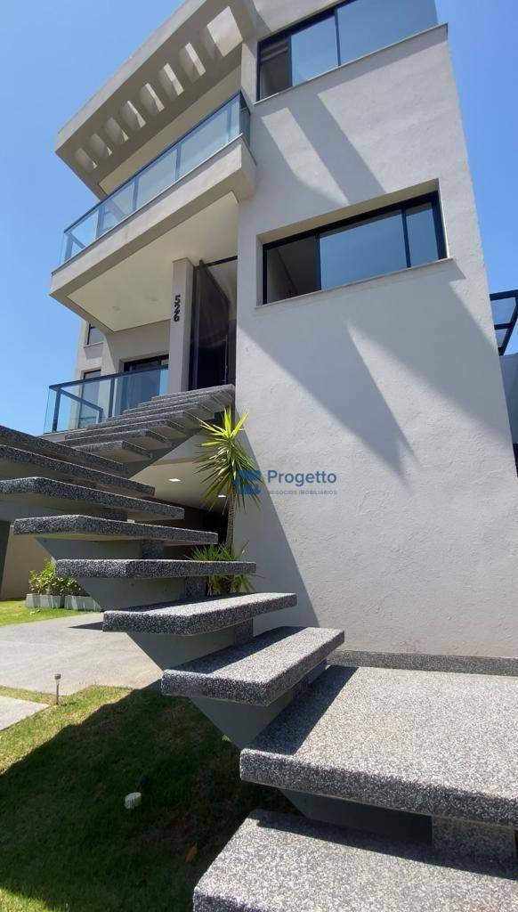 Casa de Condomínio à venda com 3 quartos, 357m² - Foto 3