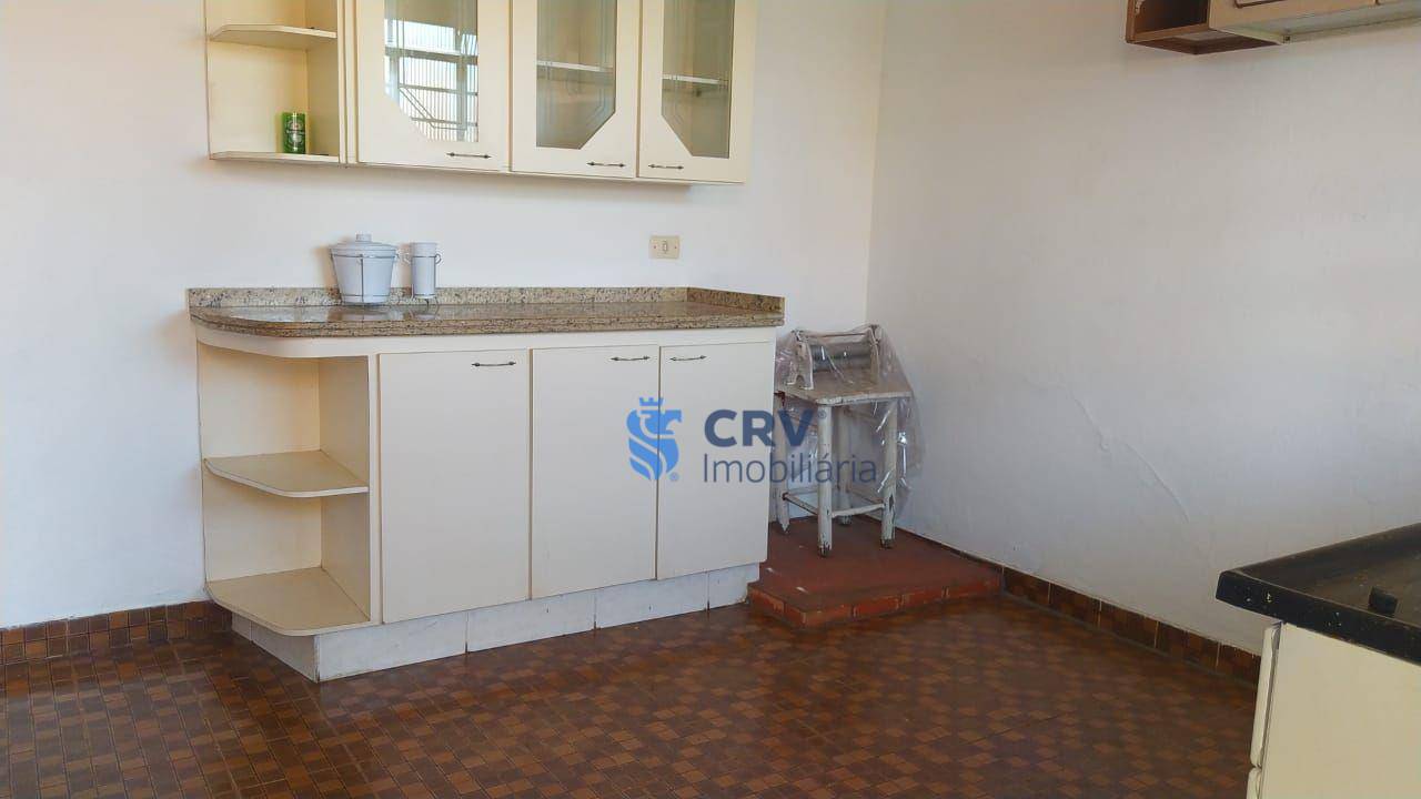 Casa à venda com 3 quartos, 200m² - Foto 16