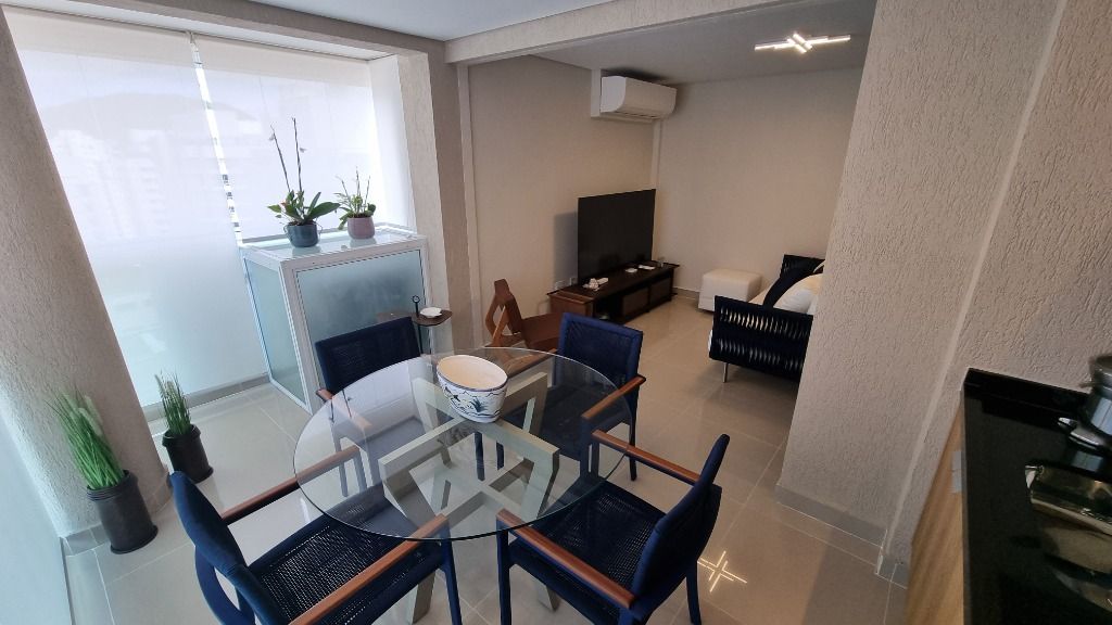 Apartamento à venda com 2 quartos, 70m² - Foto 8