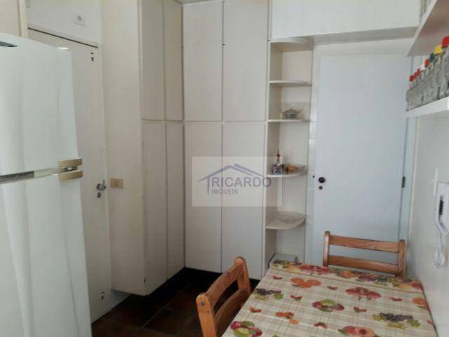 Apartamento à venda com 3 quartos, 120m² - Foto 6