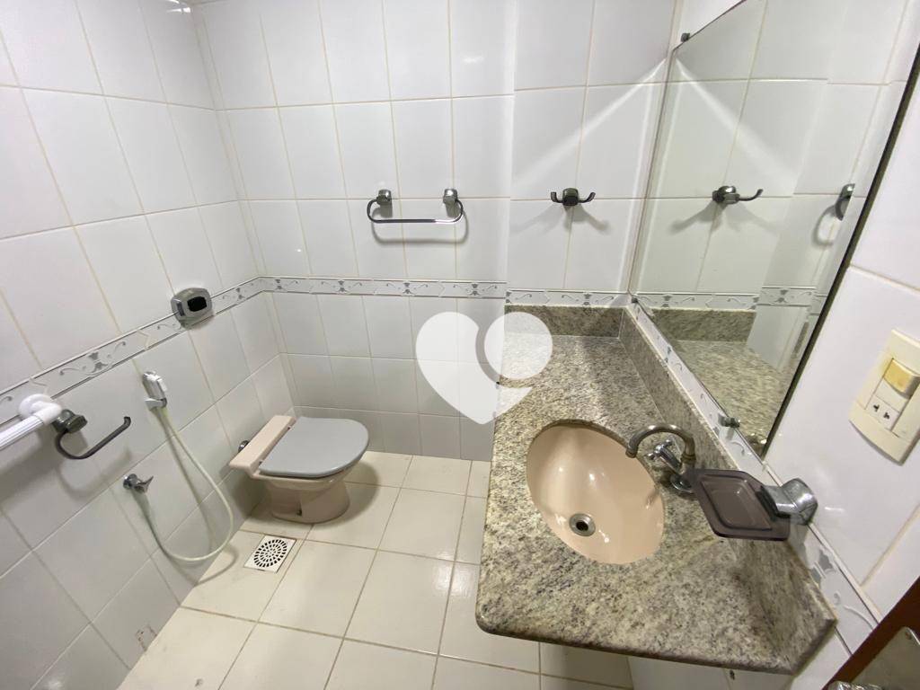 Apartamento à venda com 3 quartos, 150m² - Foto 8