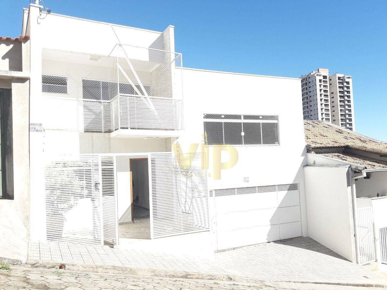 Casa à venda com 3 quartos, 290m² - Foto 11