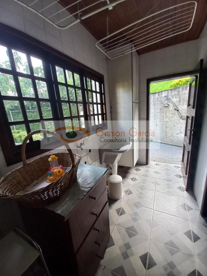 Casa de Condomínio à venda com 3 quartos, 370m² - Foto 14