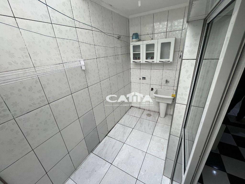 Sobrado para alugar com 2 quartos, 70m² - Foto 8