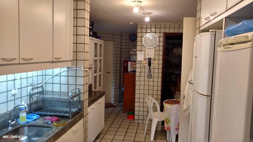 Apartamento à venda com 4 quartos, 330m² - Foto 21