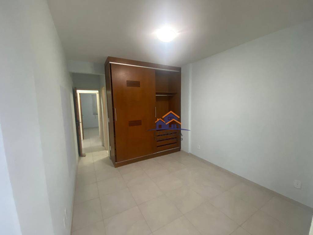 Apartamento à venda com 2 quartos, 72m² - Foto 11