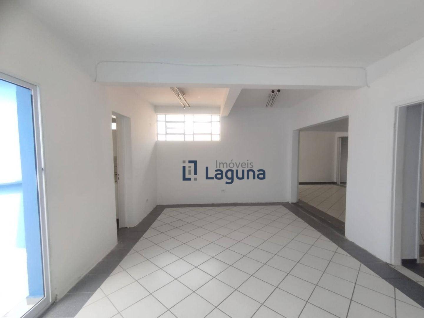 Prédio Inteiro para alugar, 670m² - Foto 31