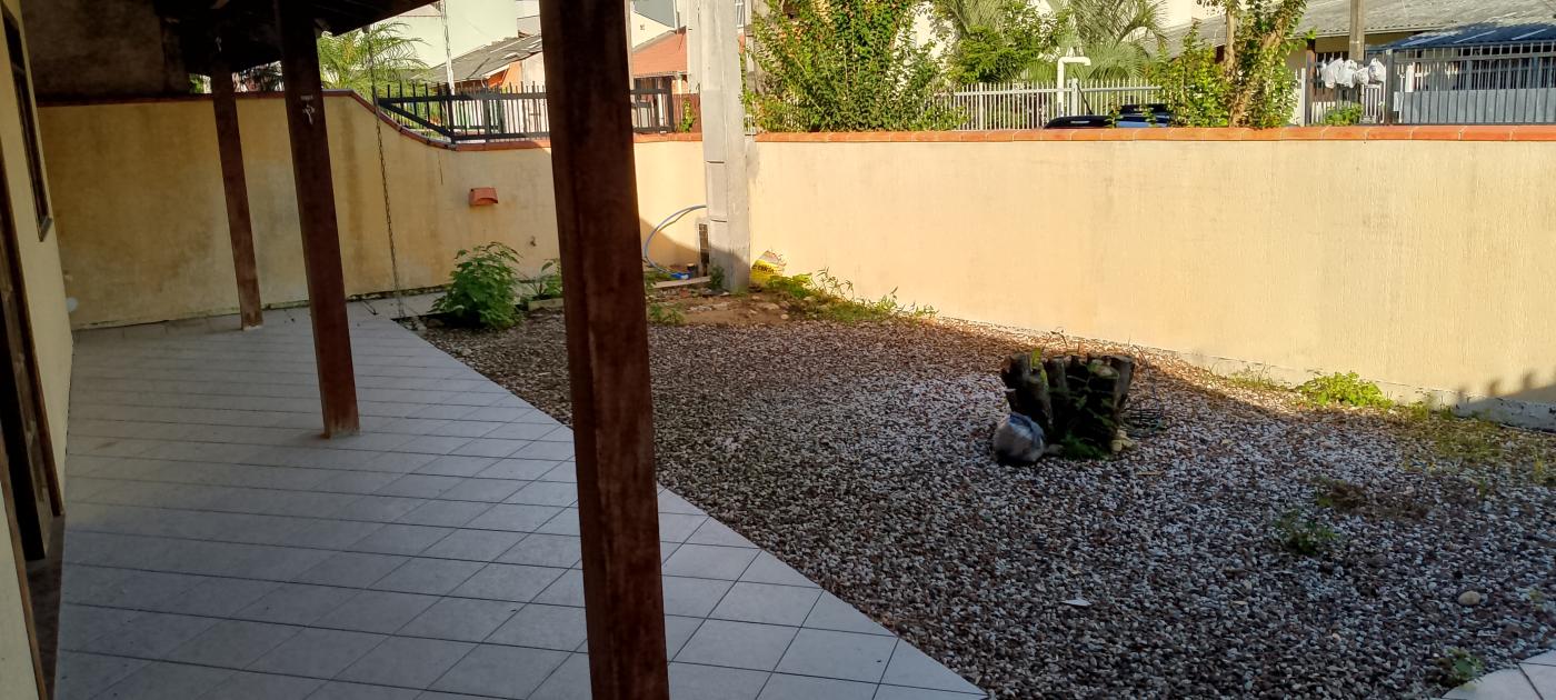 Casa para alugar com 3 quartos, 261m² - Foto 3