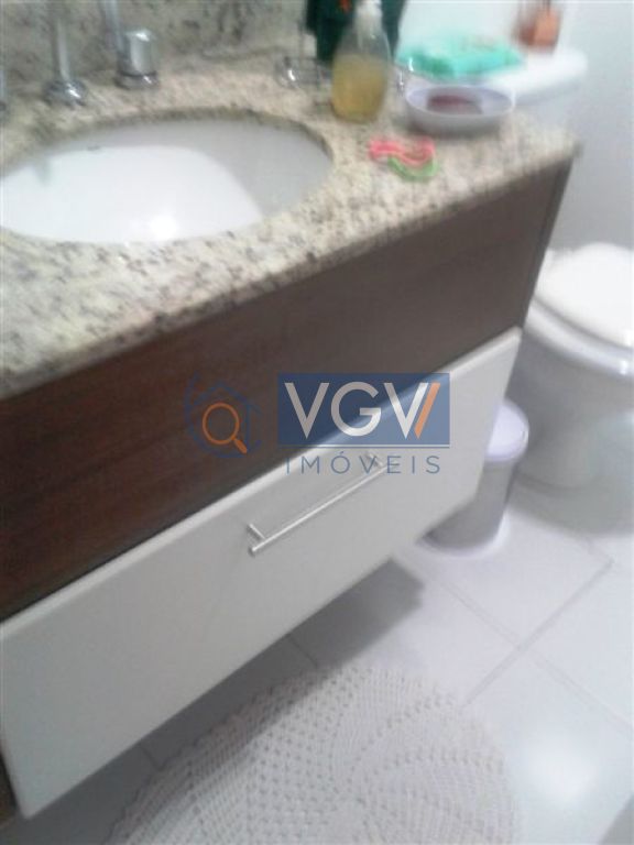 Apartamento à venda com 2 quartos, 80m² - Foto 5