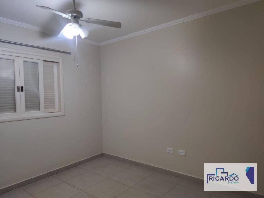 Sobrado à venda com 3 quartos, 182m² - Foto 7