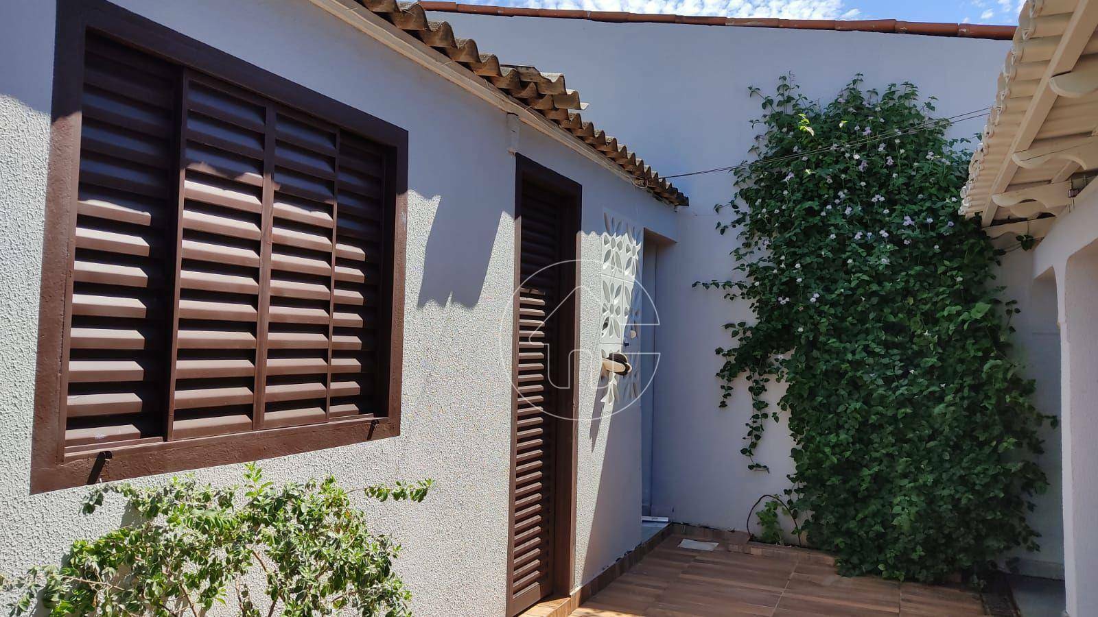 Casa à venda com 3 quartos, 280m² - Foto 3
