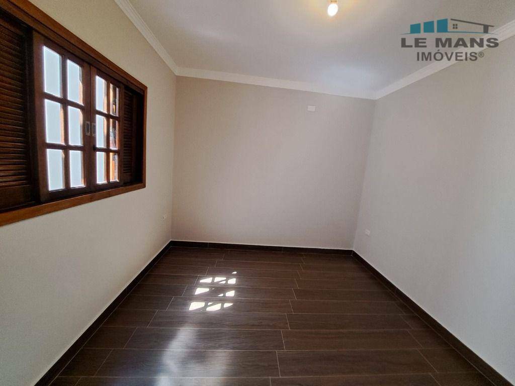 Casa à venda com 2 quartos, 75m² - Foto 10