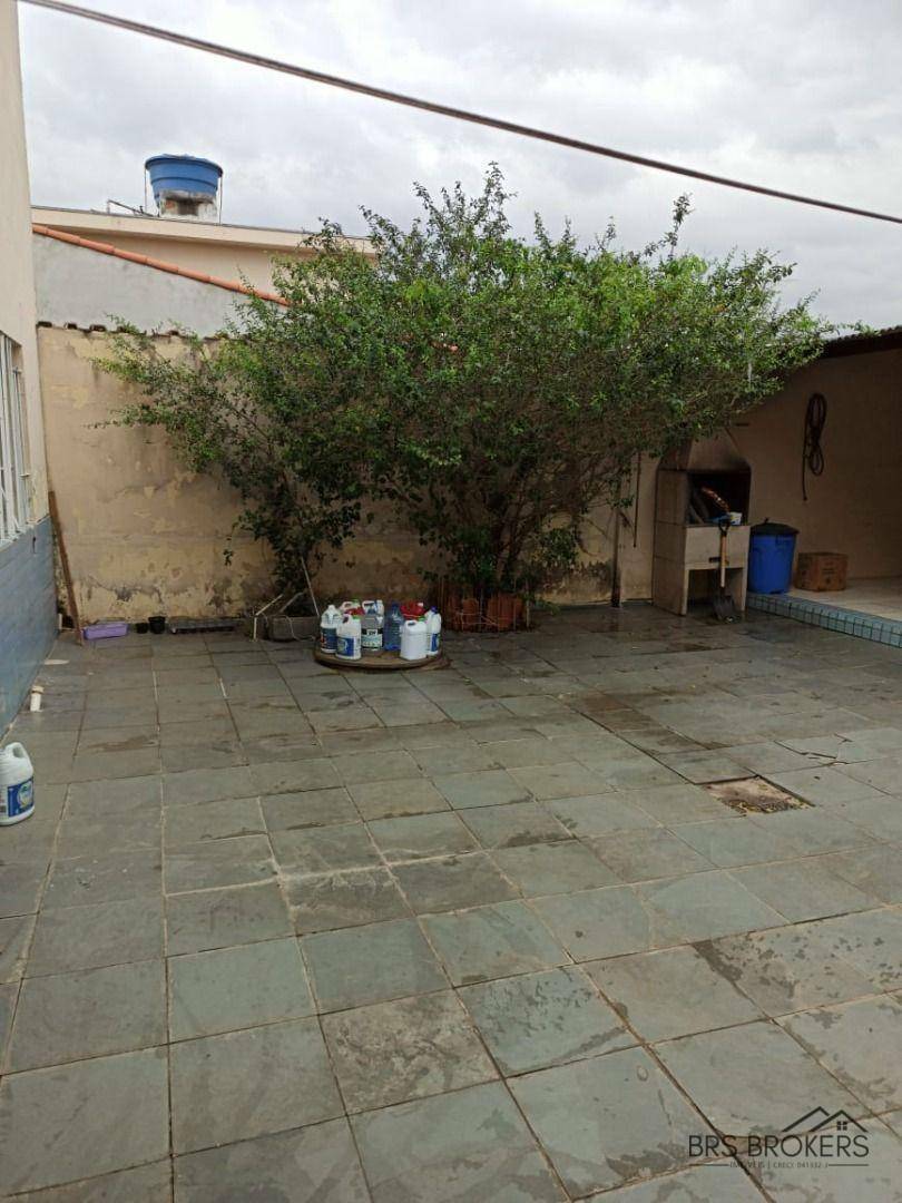 Sobrado à venda com 3 quartos, 215m² - Foto 24