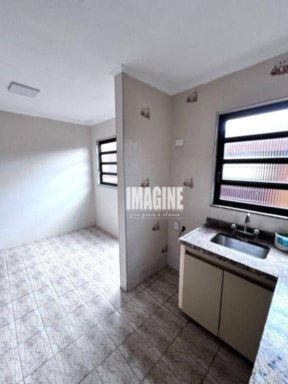 Sobrado à venda com 3 quartos, 140m² - Foto 7