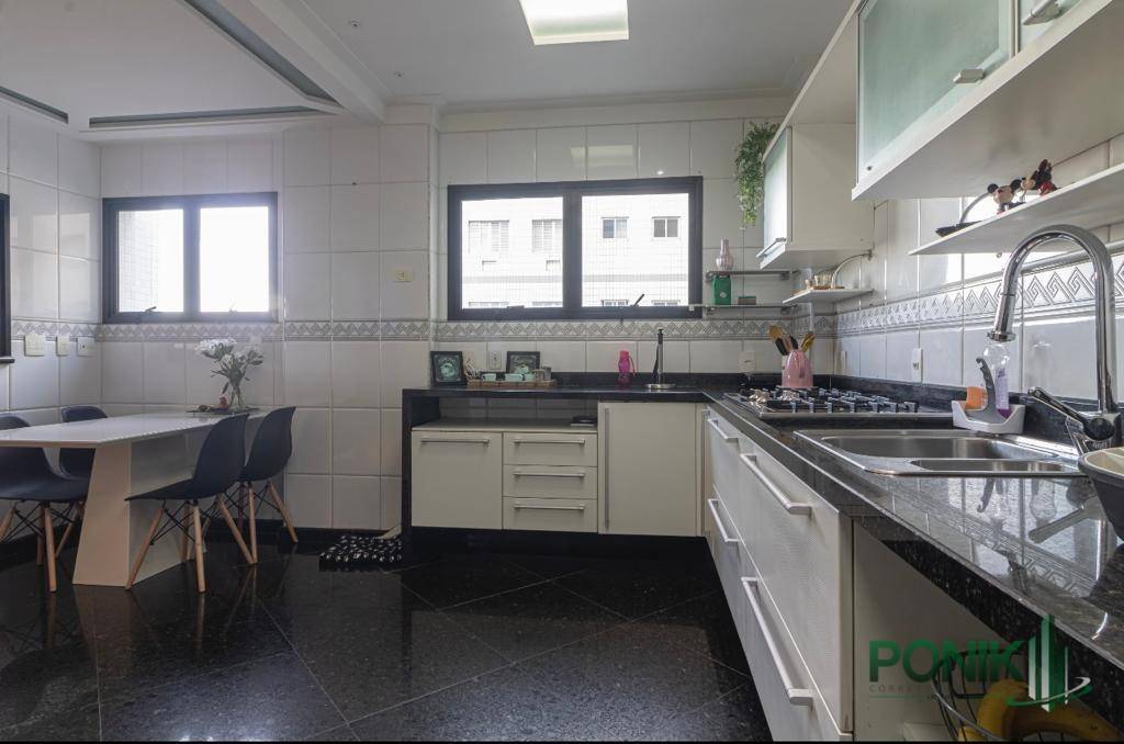 Apartamento à venda com 4 quartos, 250m² - Foto 29