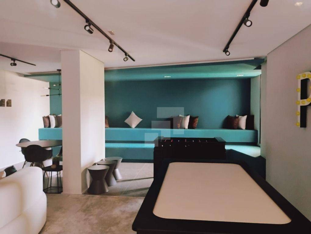 Apartamento para alugar com 2 quartos, 68m² - Foto 29