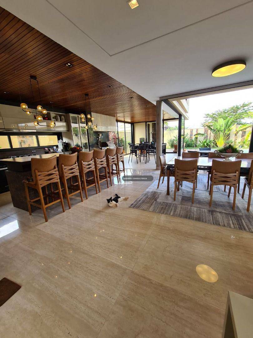 Casa de Condomínio à venda com 4 quartos, 390m² - Foto 56