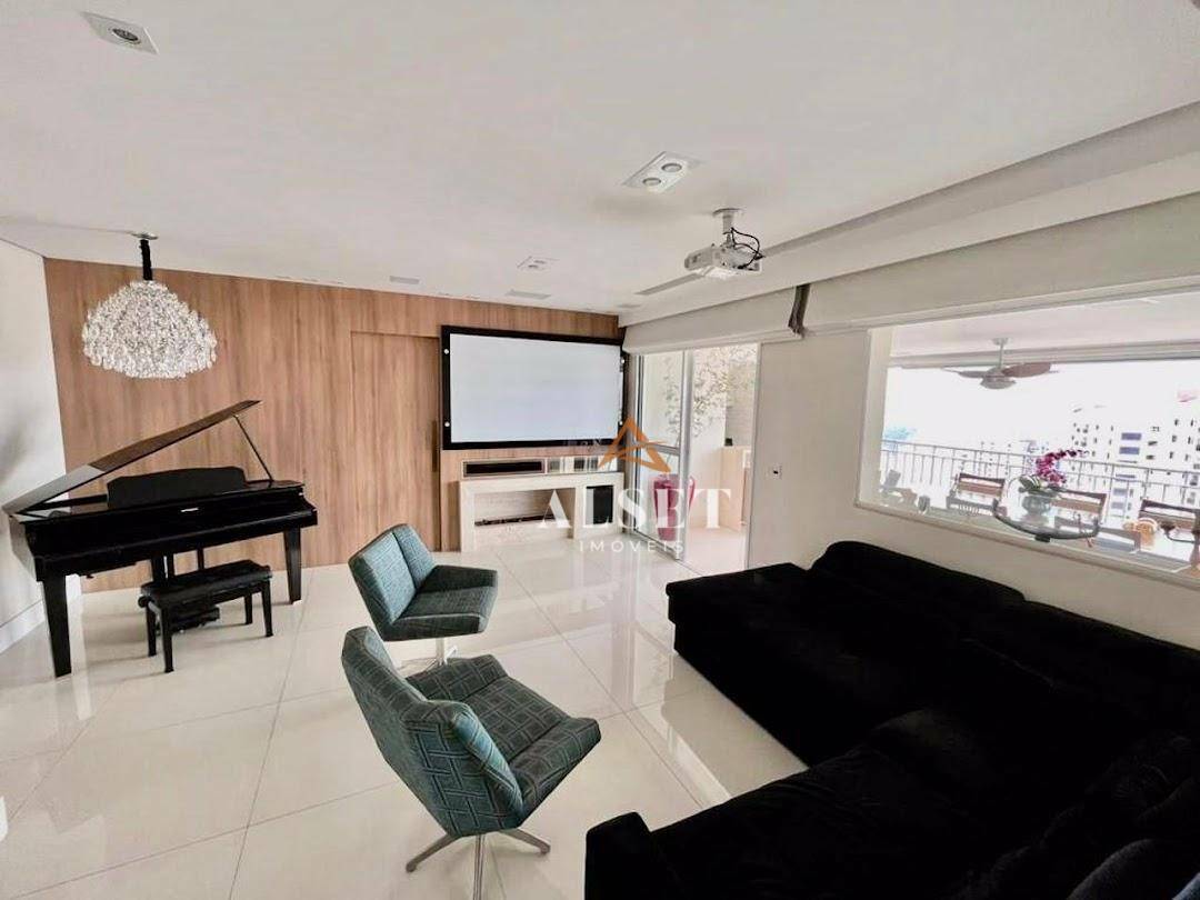 Apartamento à venda com 3 quartos, 123m² - Foto 1